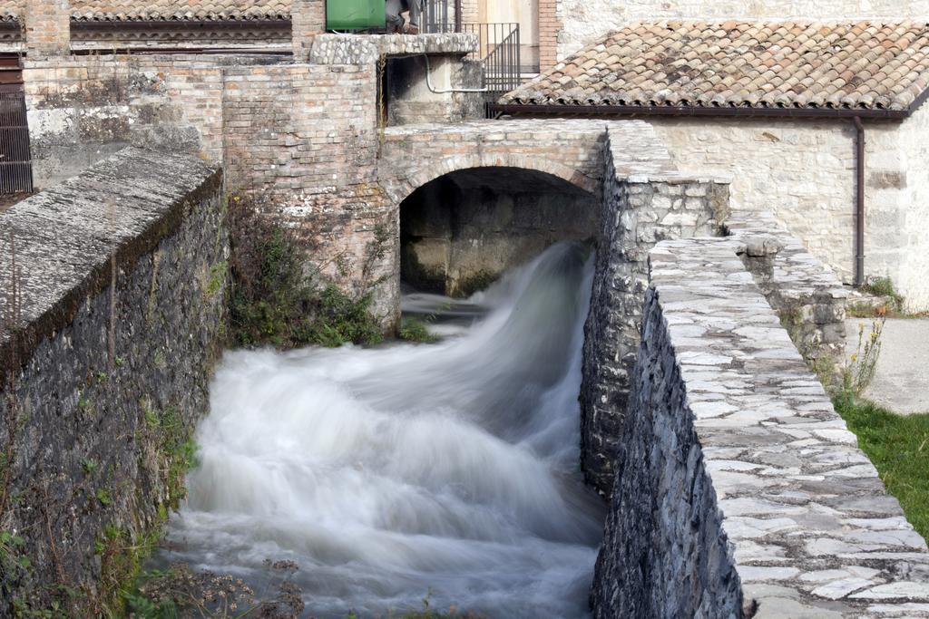 Albergo Diffuso La Piana Dei Mulini Colle d'Anchise Экстерьер фото